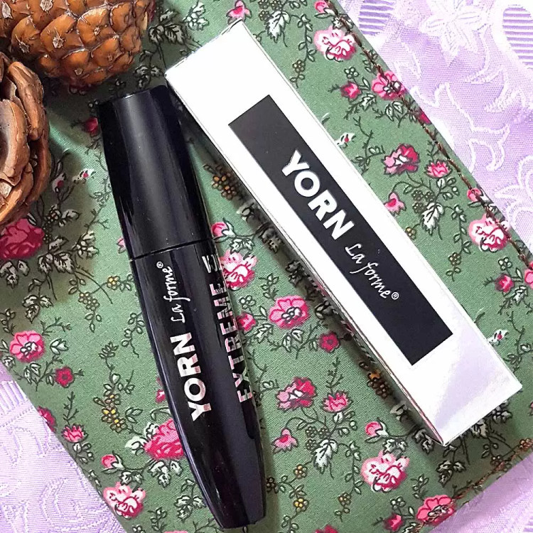 ریمل حجم دهنده مدل Extreme Super Lash یورن: