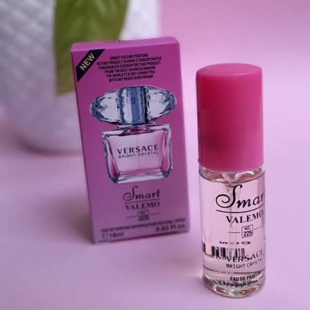 عطر جیبی زنانه اسمارت کالکشن(والمو) 18 میل رایحه ورساچه برایت